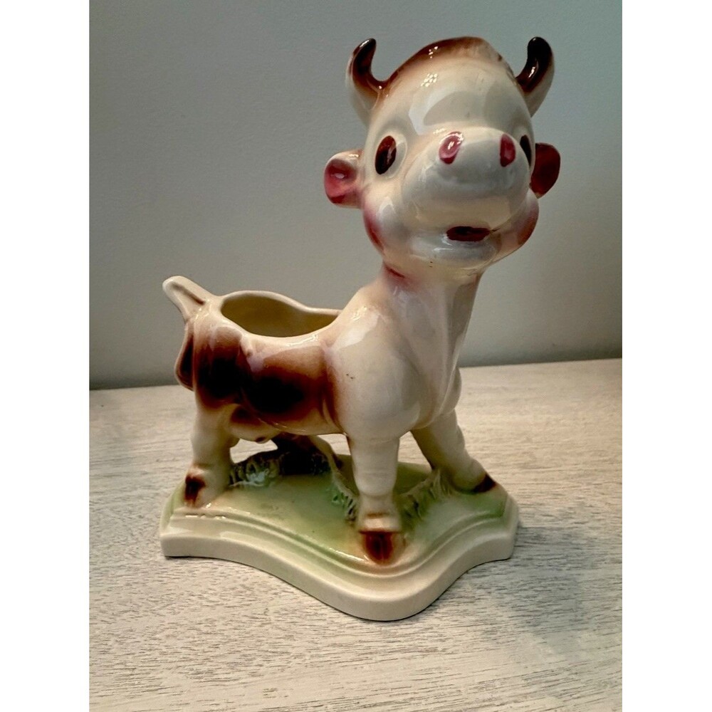 Vintage Ceramic Cow Planter Figurine Retro Farmhouse Cute Bull Vase 6.5 In
